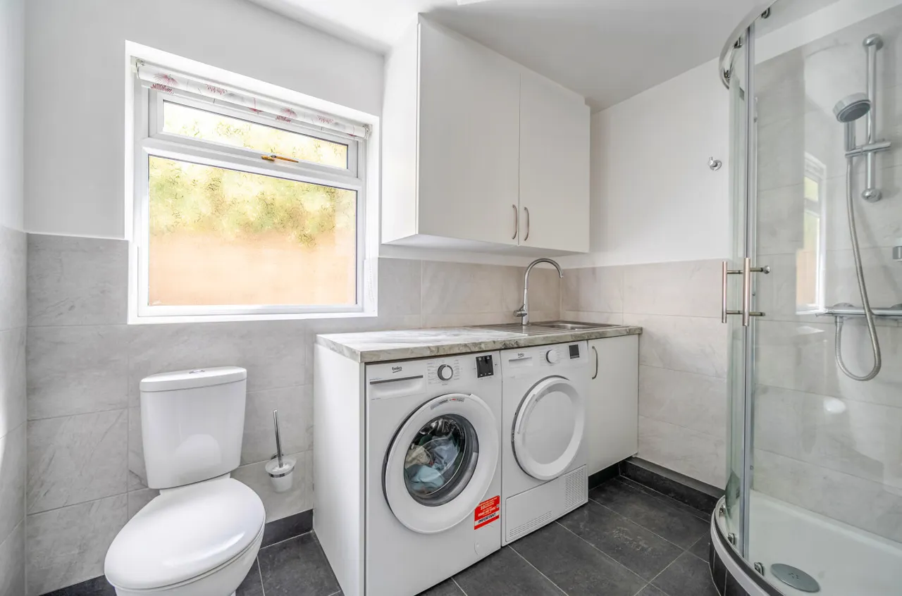 Le Marchant Road, Camberley, Surrey, GU15 1HZ, photo 10