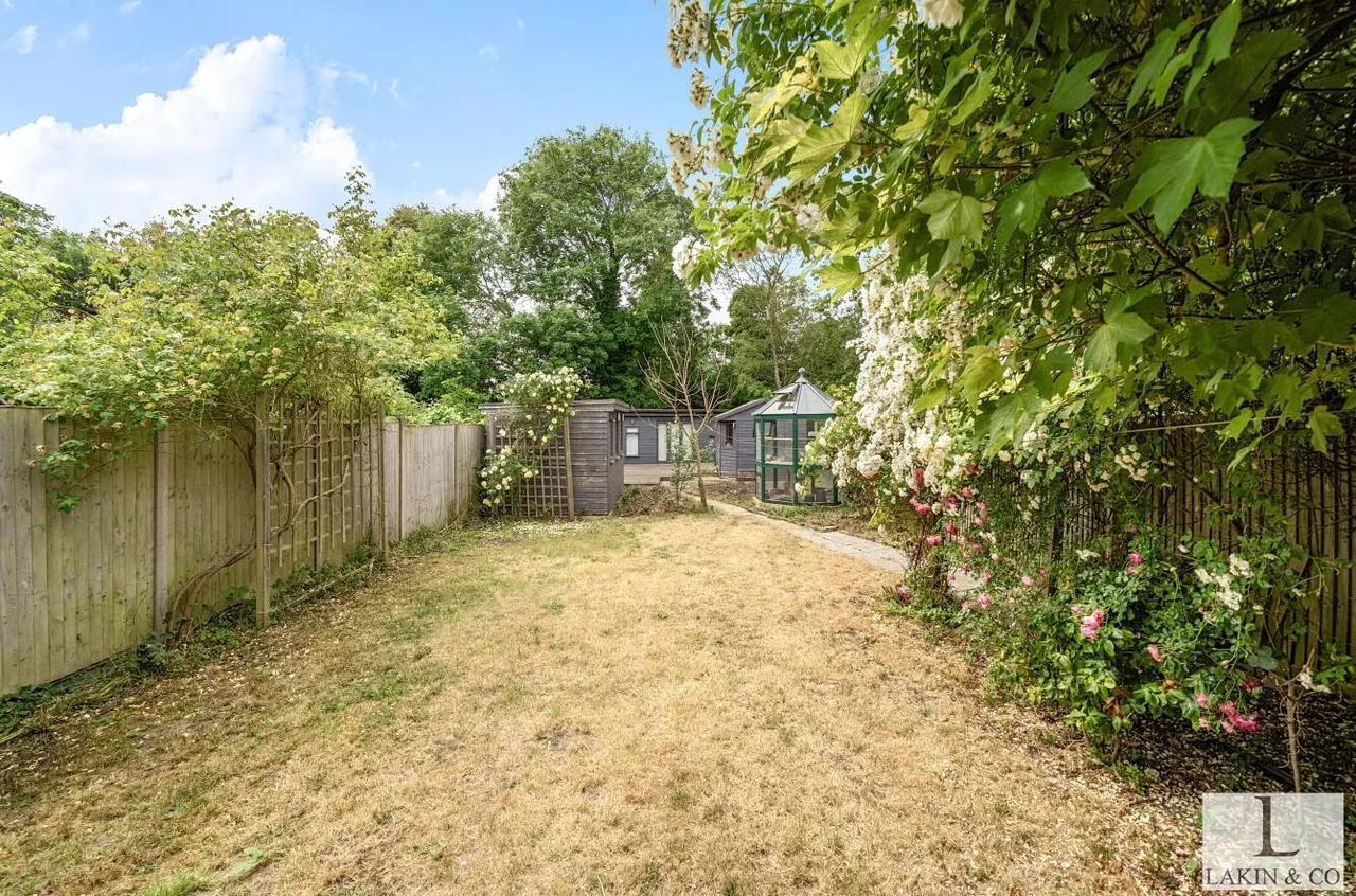 Nursery Waye, Uxbridge, UB8 2BJ, photo 17