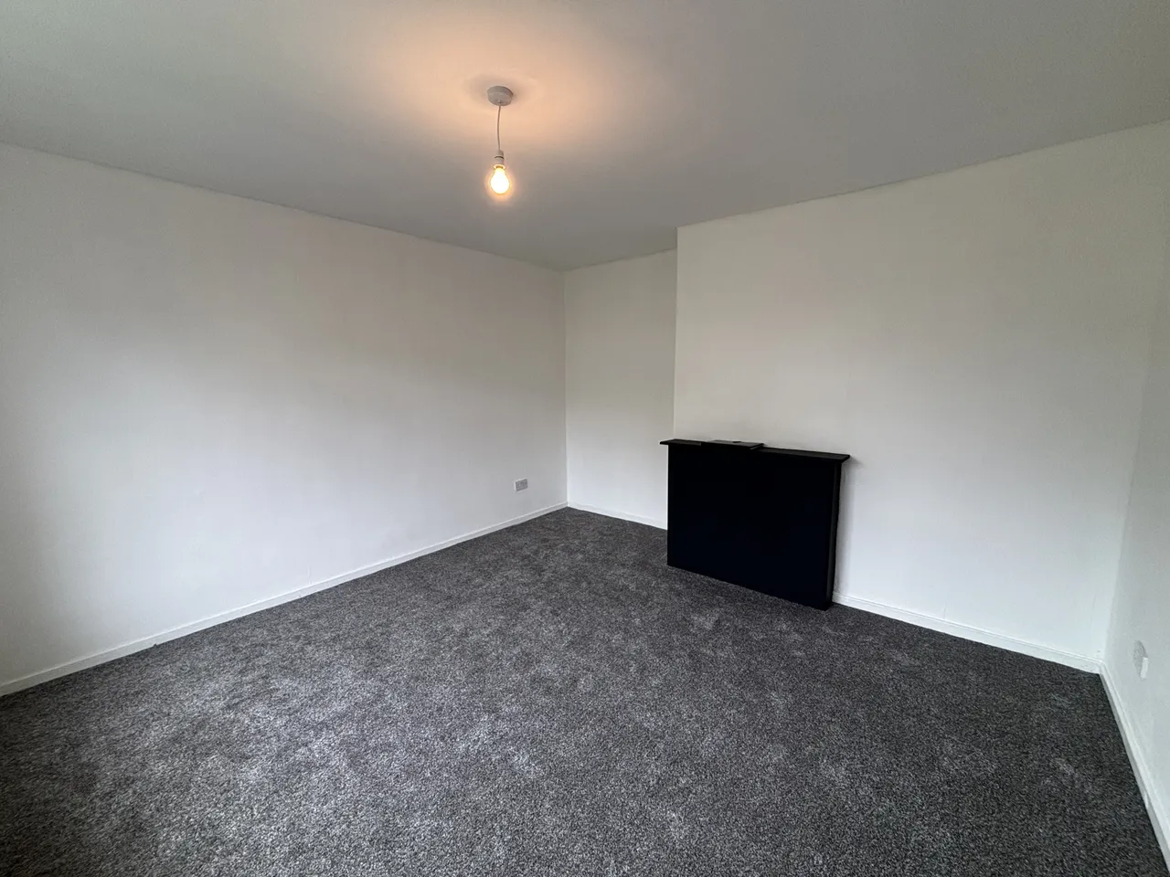 Staynton Crescent, HUDDERSFIELD, photo 10