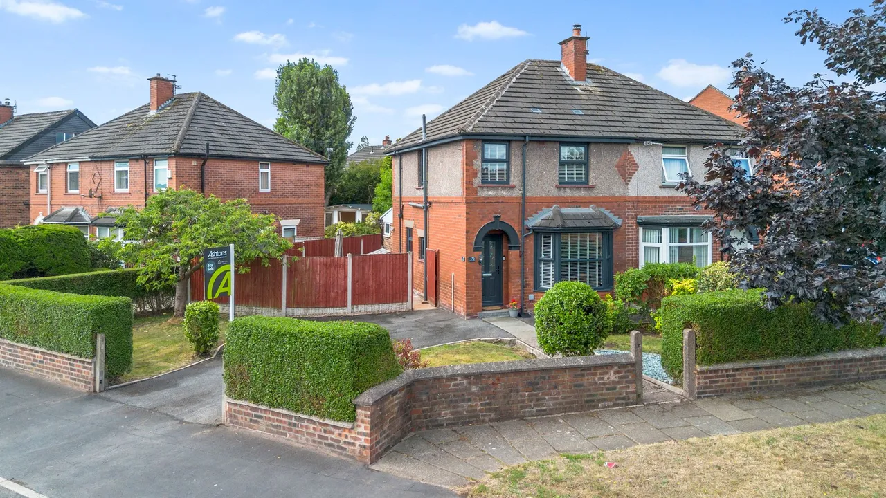 2 bed house for sale — Queens Drive, Newton-Le-Willows, Newton-Le-Willows, WA12 0LX