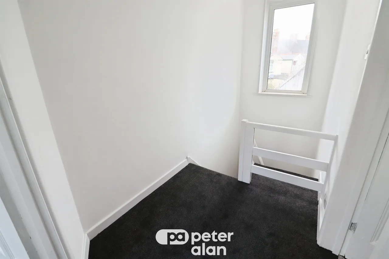Pearl Street, Cardiff, CF24, photo 8