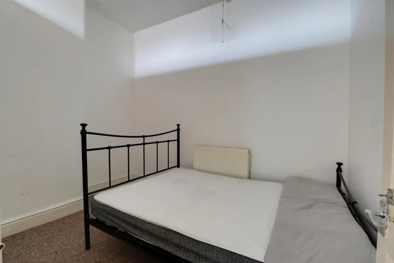 Frances Street, Crewe, photo 9