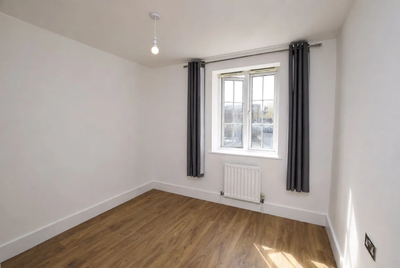 Malt House Place, Romford, RM1 1AR, photo 6