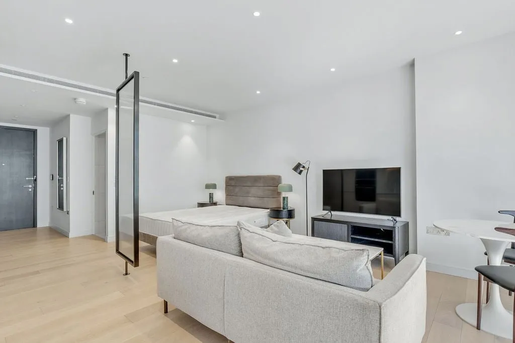 Water Street, Vertus, E14, photo 5