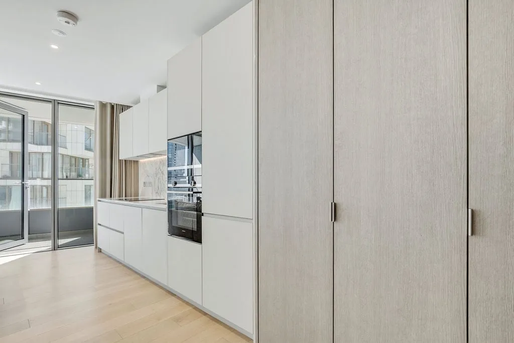 Water Street, Vertus, E14, photo 3