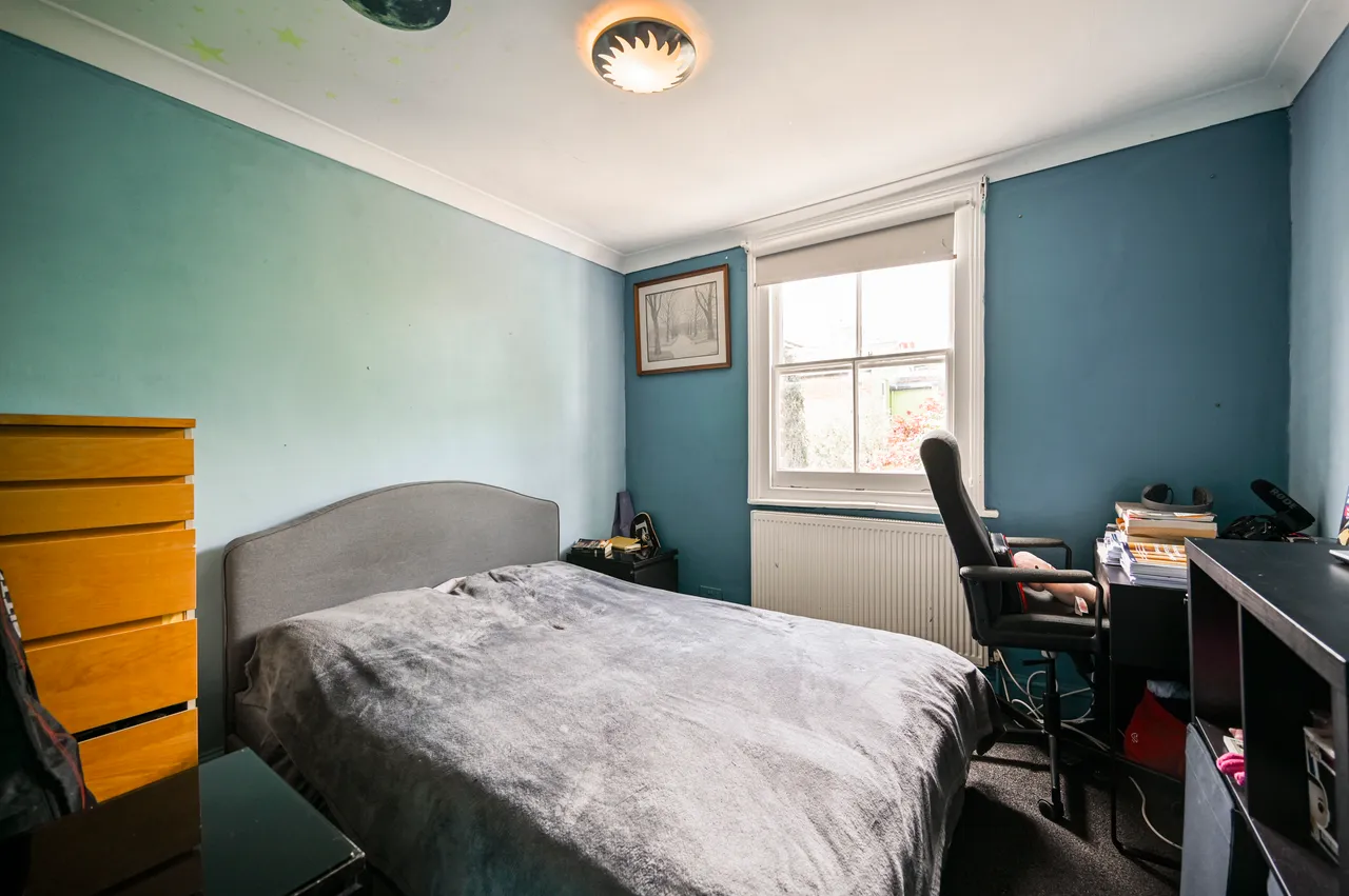 25 Marlborough Road, London, photo 2