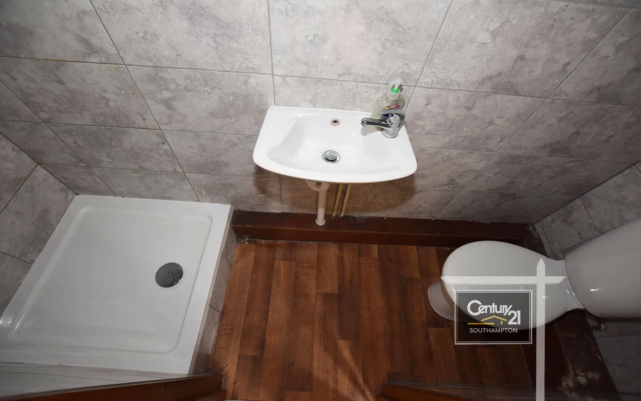 Denzil Avenue, Southampton, SO14, photo 3