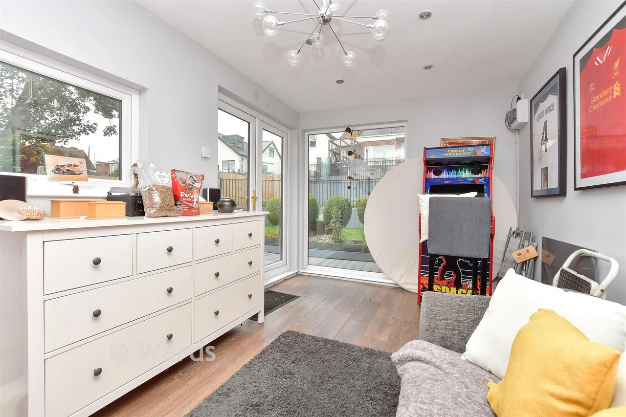 Baldwin Road, Minster-On-Sea, ME12, photo 11