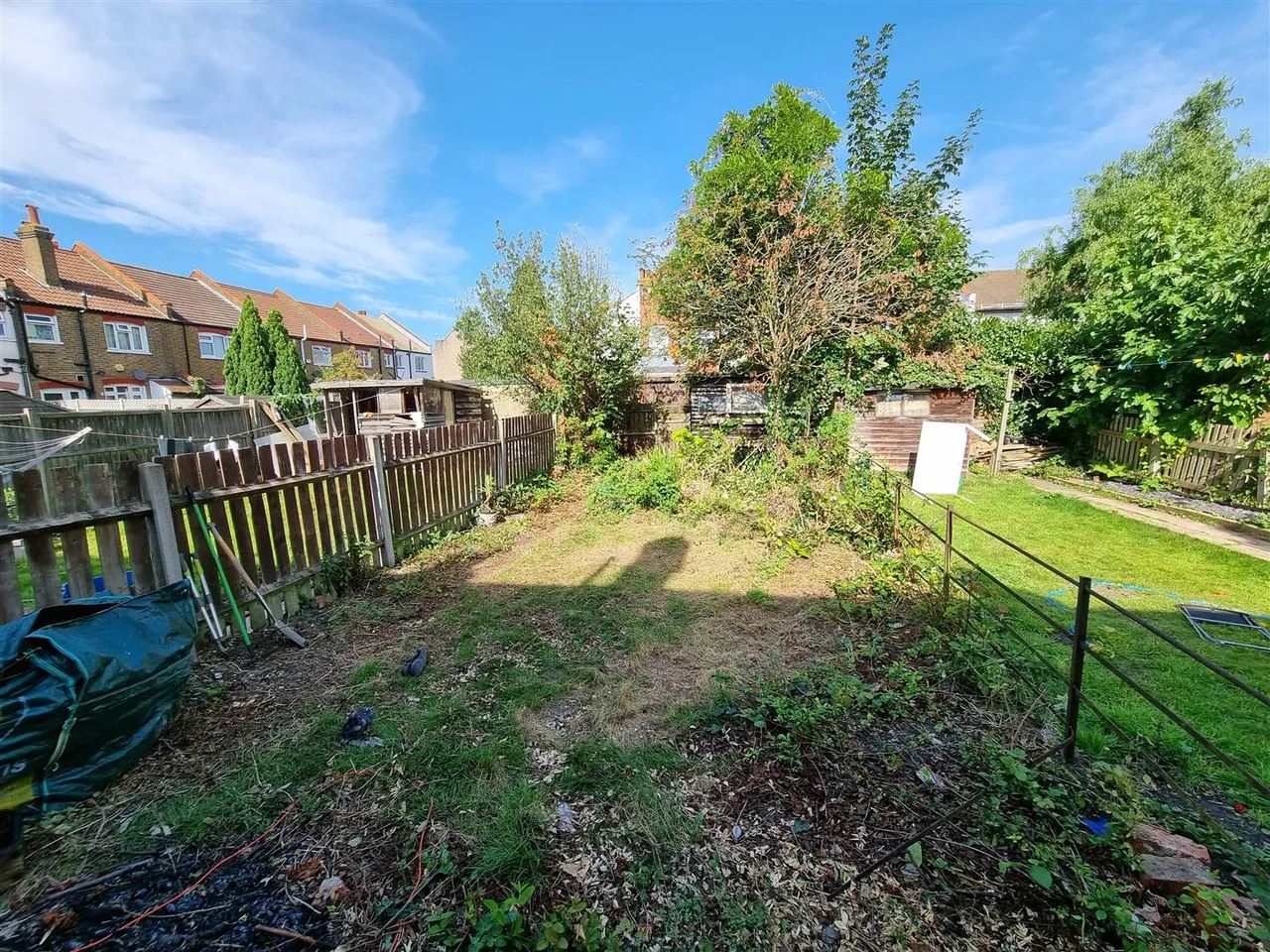 Penshurst Road, Thornton Heath, CR7, photo 16