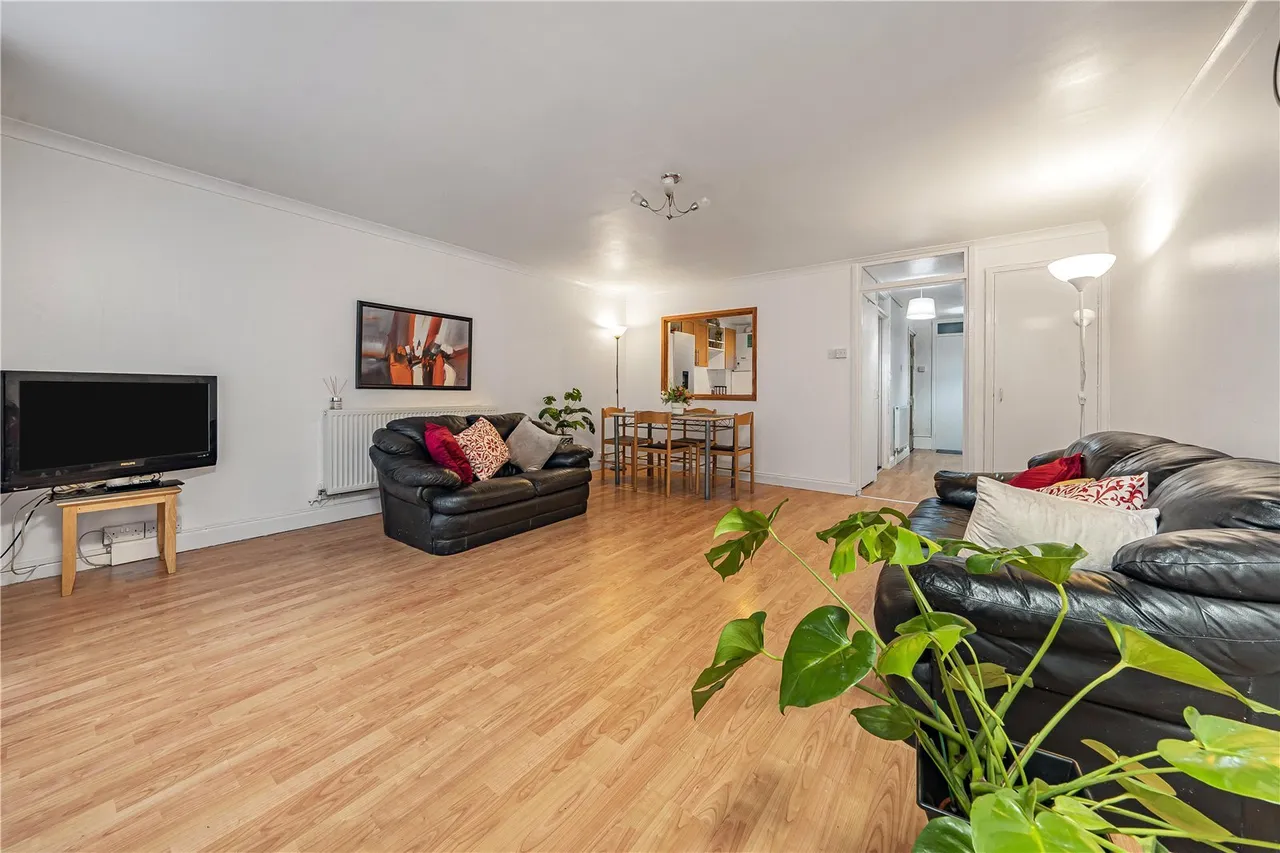 Pottery Road, Brentford, TW8, photo 10