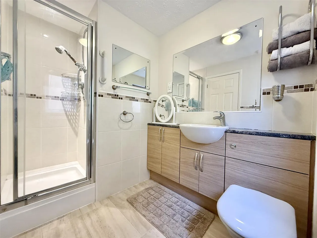 Clowbridge Drive, Loughborough, photo 16