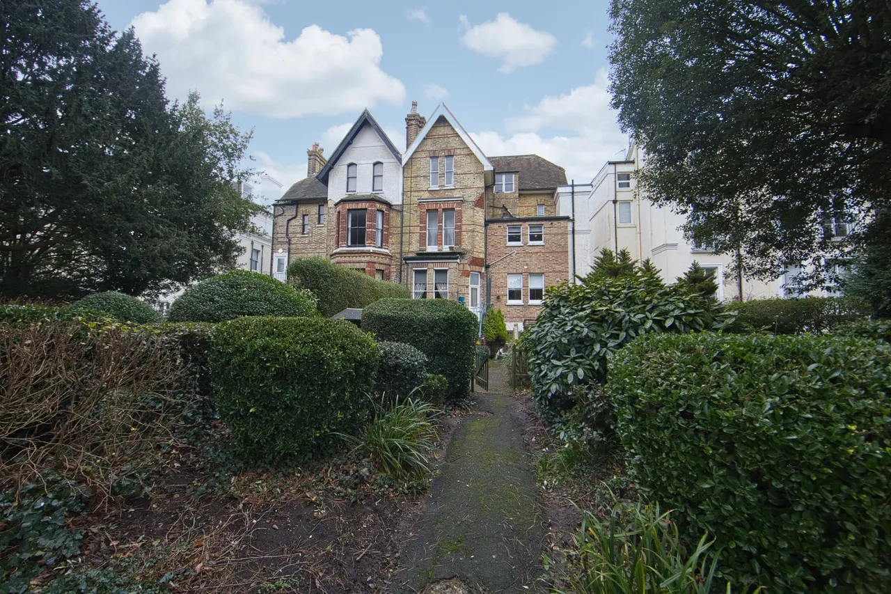 Castle Hill Avenue, Folkestone, CT20, photo 14