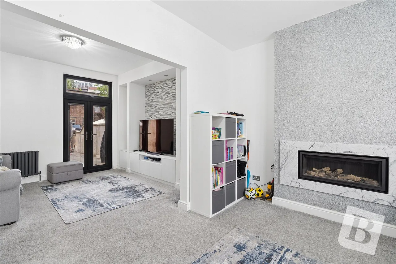 Sebert Road, London, E7, photo 4