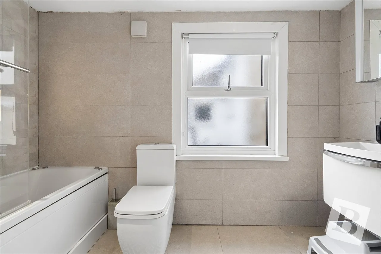 Sebert Road, London, E7, photo 9