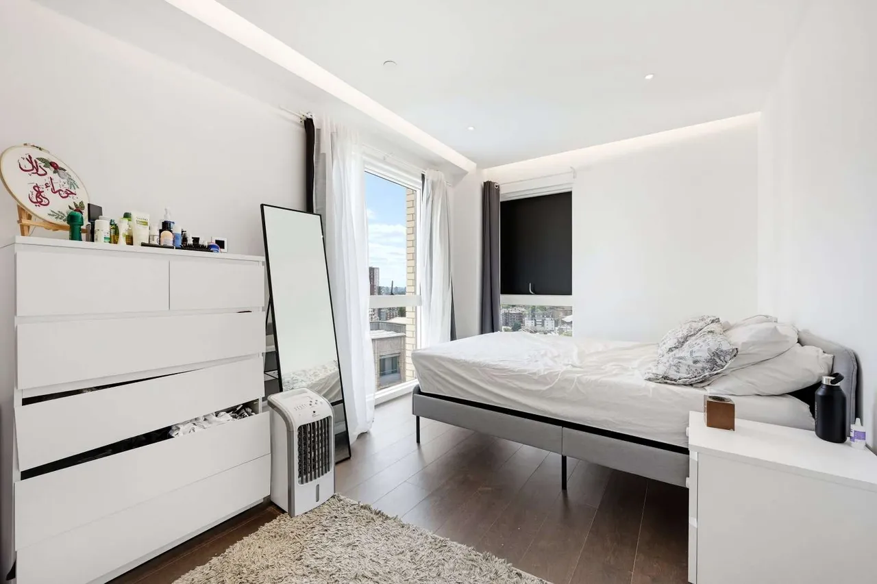 Malthouse Road, London, SW11, photo 14