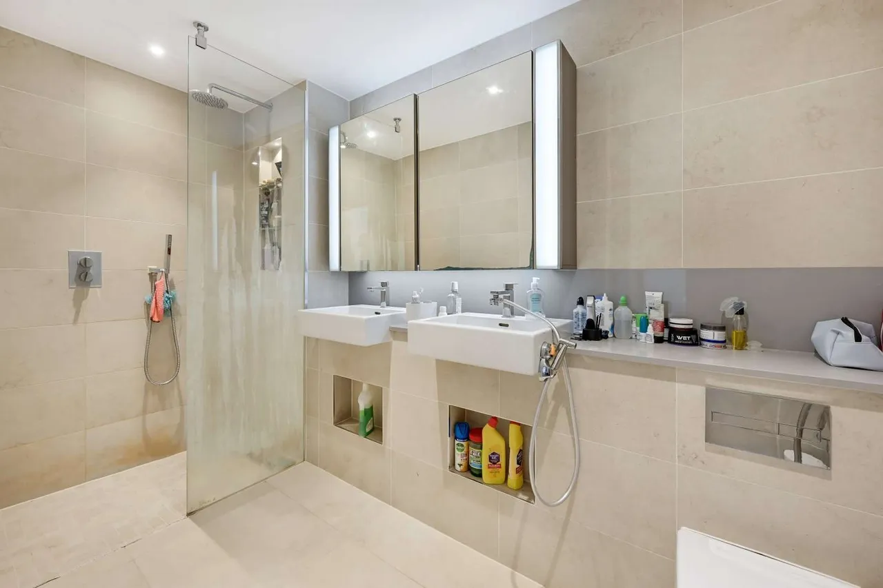 Malthouse Road, London, SW11, photo 4