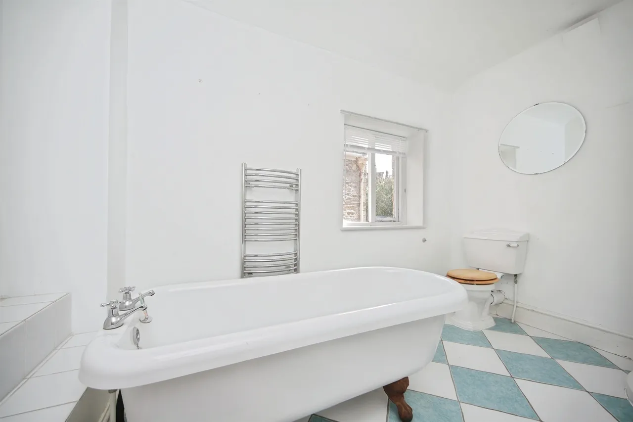 Burton Place, Taunton, TA1, photo 3