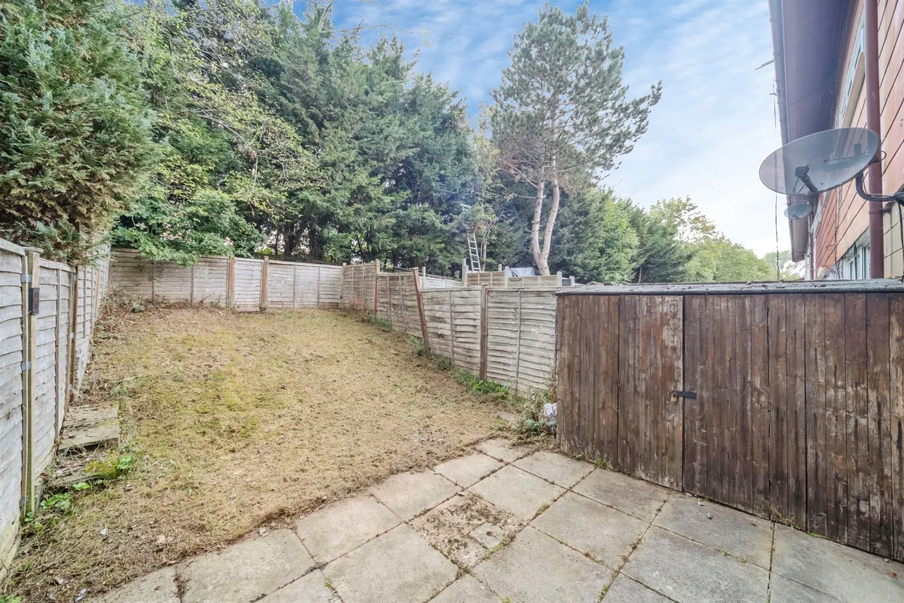 Sunningdale Way, Bletchley, MK3, photo 16