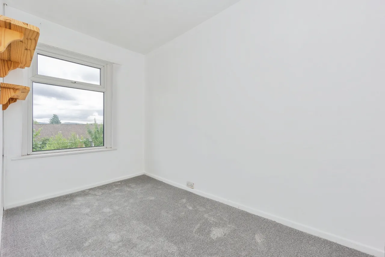Kings Road, Ashton-Under-Lyne, OL6, photo 13