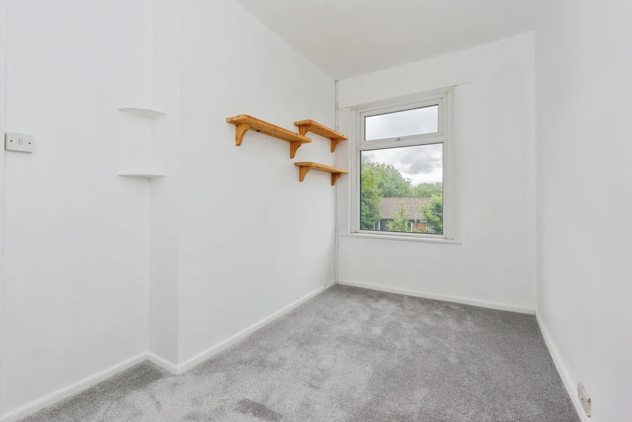 Kings Road, Ashton-Under-Lyne, OL6, photo 14