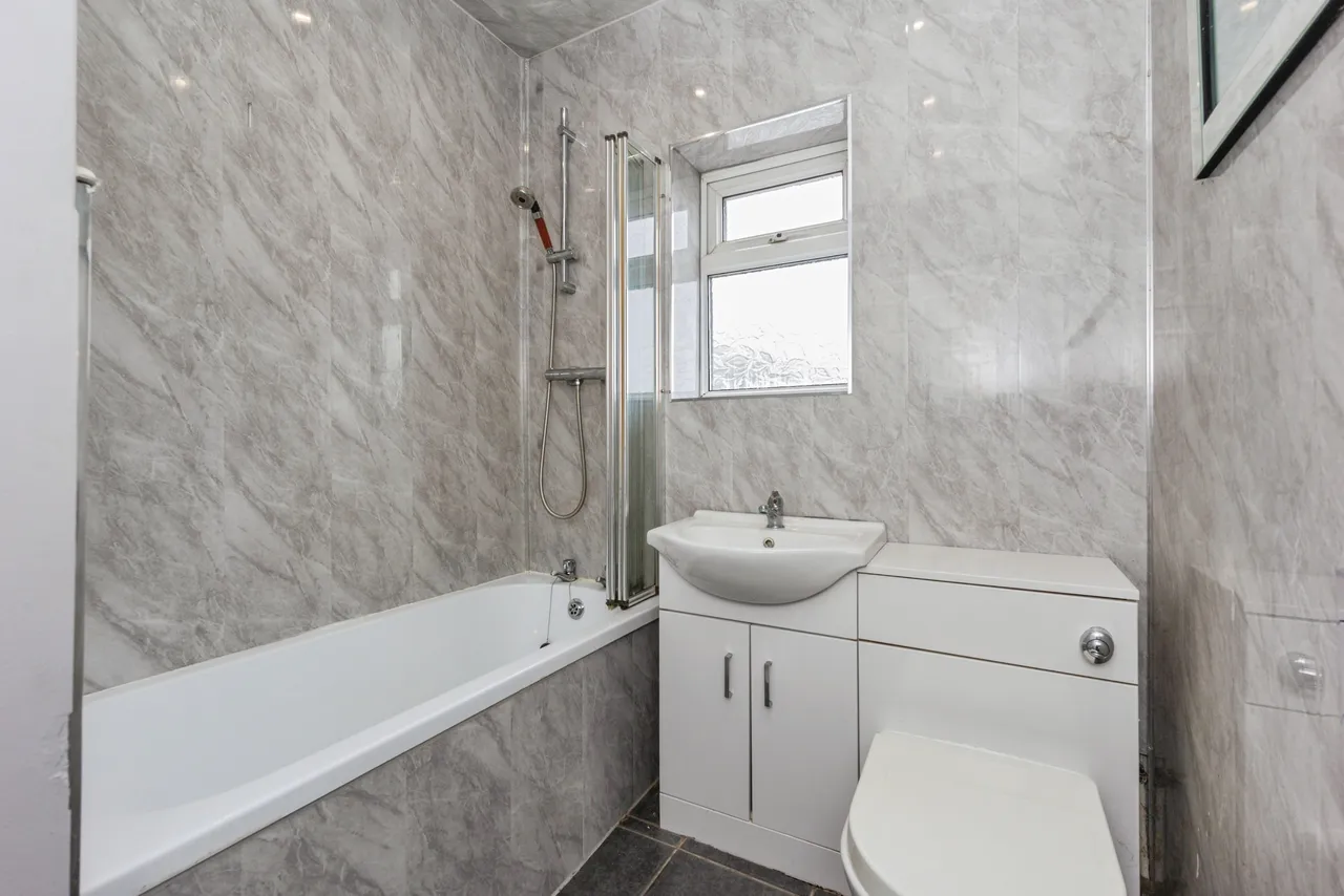 Kings Road, Ashton-Under-Lyne, OL6, photo 16