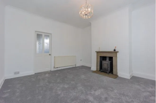 Kings Road, Ashton-Under-Lyne, OL6, photo 5