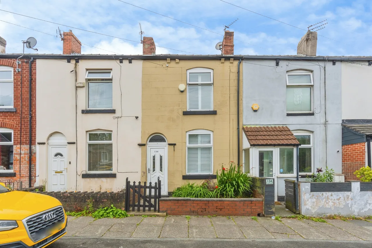 2 bed house for sale, Kings Road, Ashton-Under-Lyne, OL6