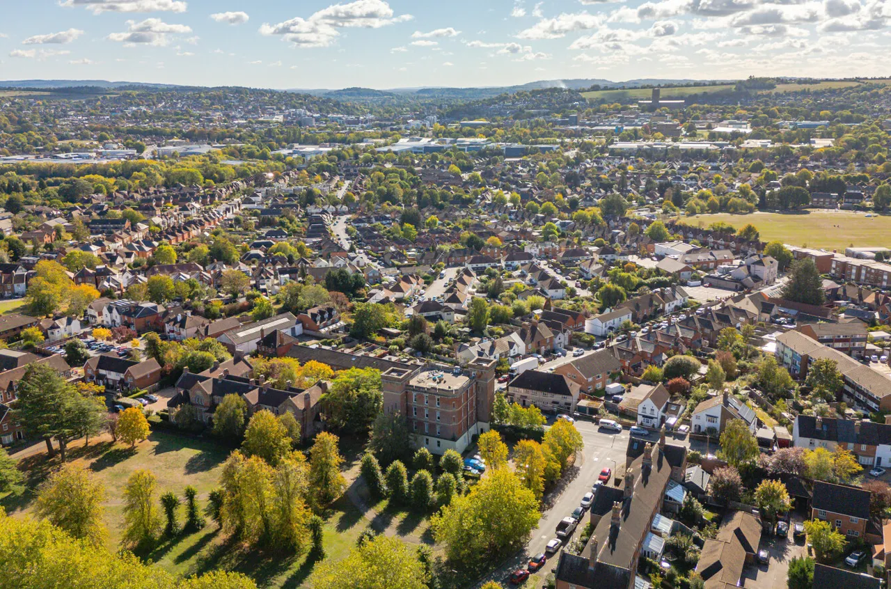 Cardwells Keep, Guildford, GU2, photo 34