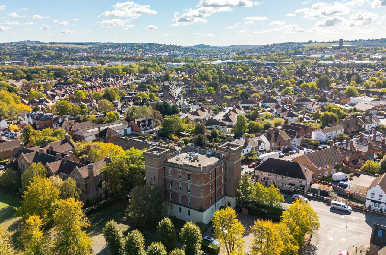 Cardwells Keep, Guildford, GU2, photo 29