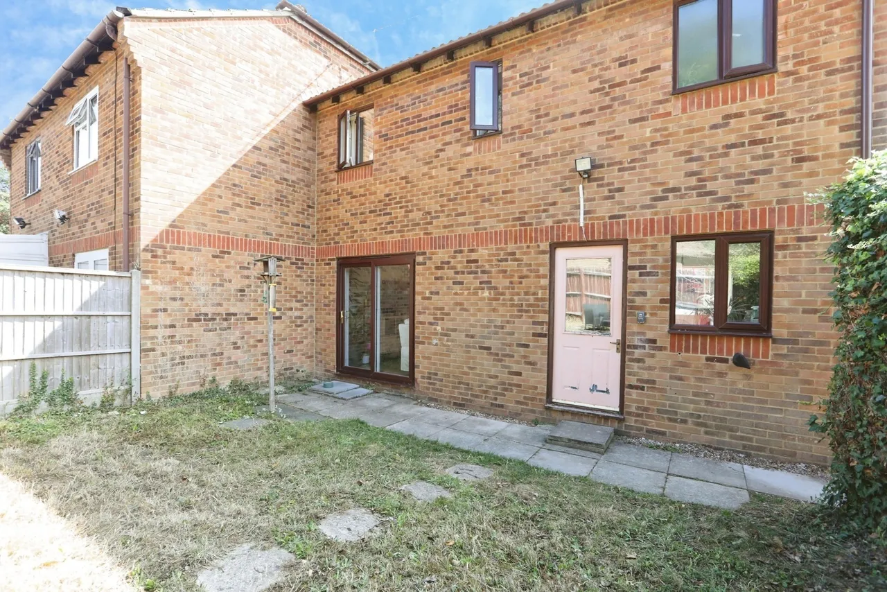 The Willows, Kemsley, Sittingbourne, Kent, ME10, photo 9