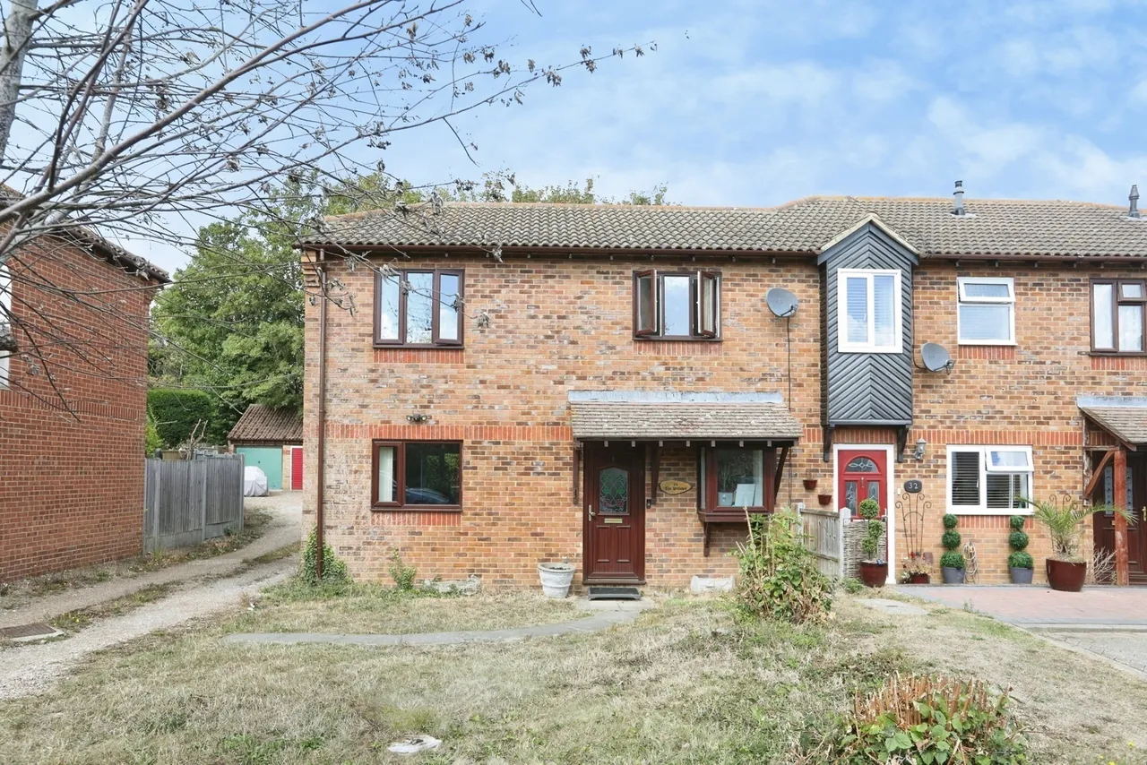 The Willows, Kemsley, Sittingbourne, Kent, ME10, photo 13