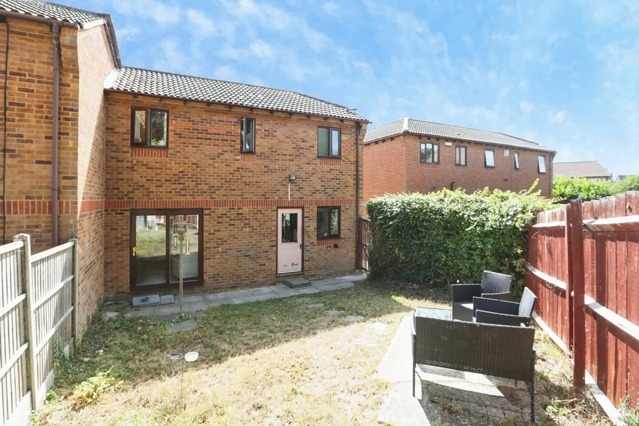 The Willows, Kemsley, Sittingbourne, Kent, ME10, photo 12
