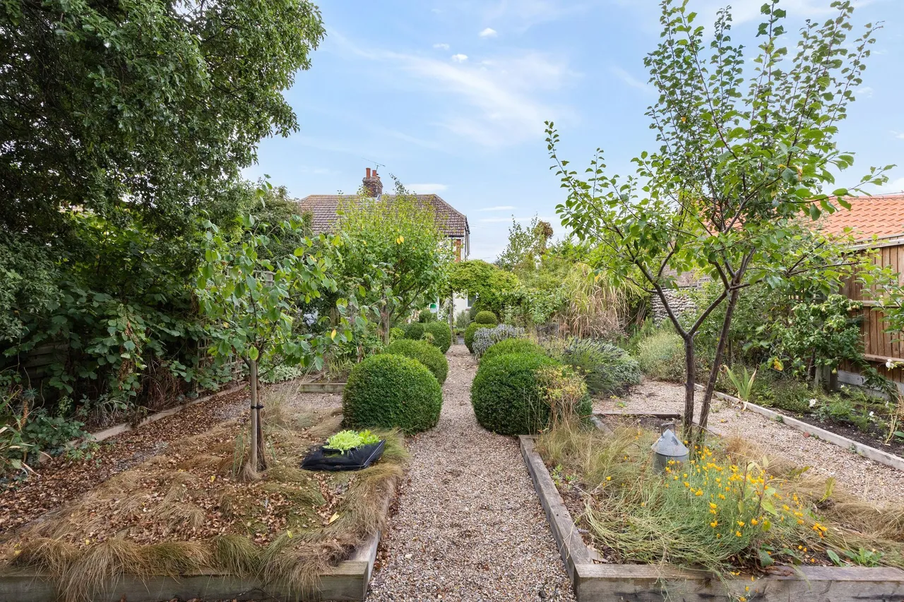 Charming Home in Langham, photo 4