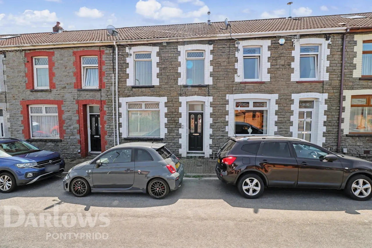 3 bed house for sale, Danylan Road, Pontypridd