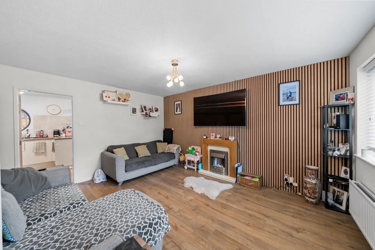 Keyes Close, Birchwood, WA3, photo 8