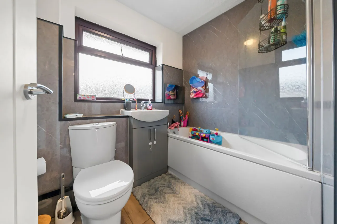 Keyes Close, Birchwood, WA3, photo 21