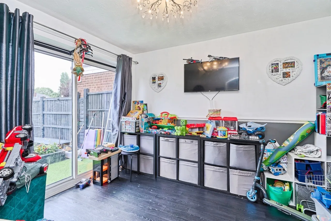 Myrtle Terrace, Tipton, DY4, photo 18