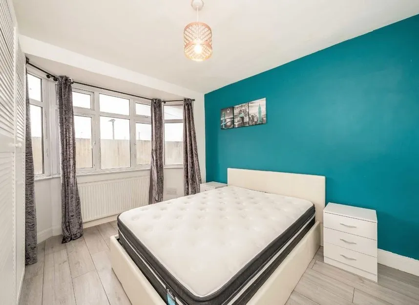Dallas Road, Hendon, NW4, photo 6