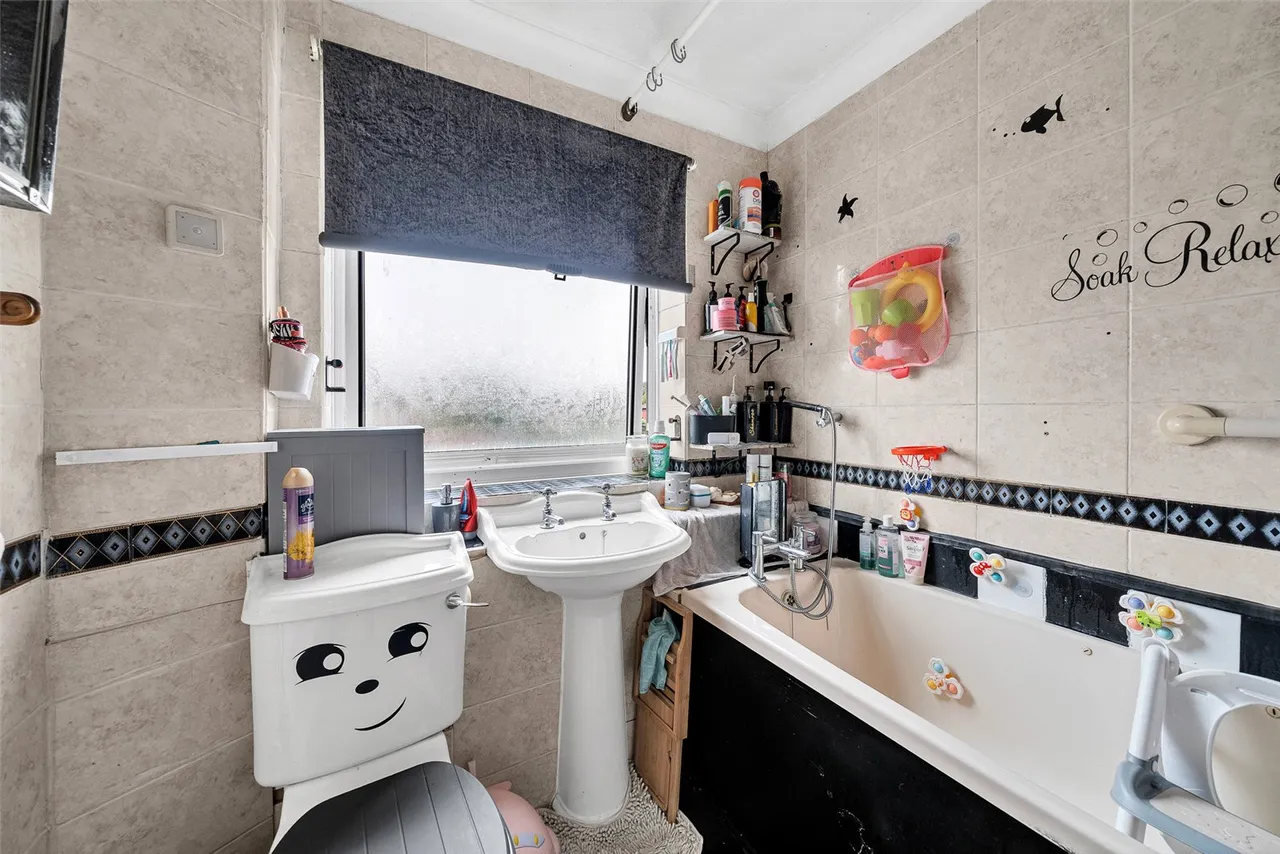 Tanhurst Walk, Abbey Wood, SE2, photo 4