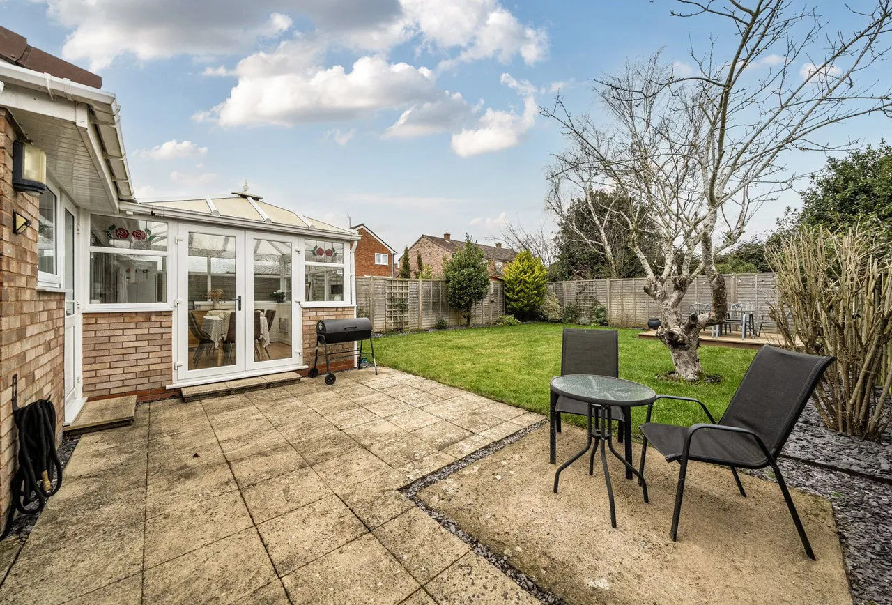 Gilder Road, Gloucestershire, Bishops Cleeve, GL52 8AY, photo 9