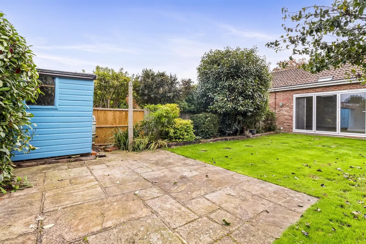 Hurley Road, Worthing, photo 15