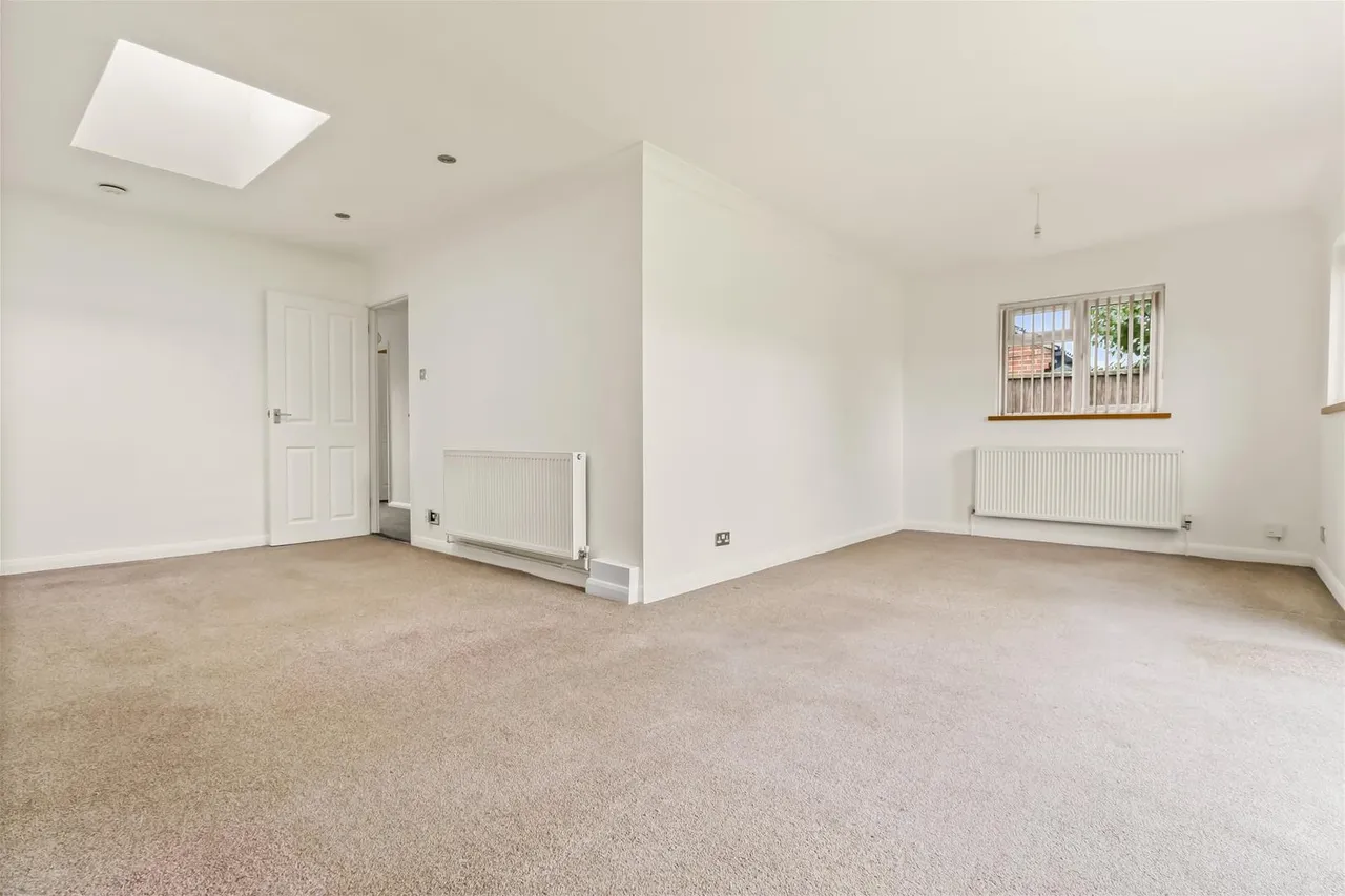 Hurley Road, Worthing, photo 9