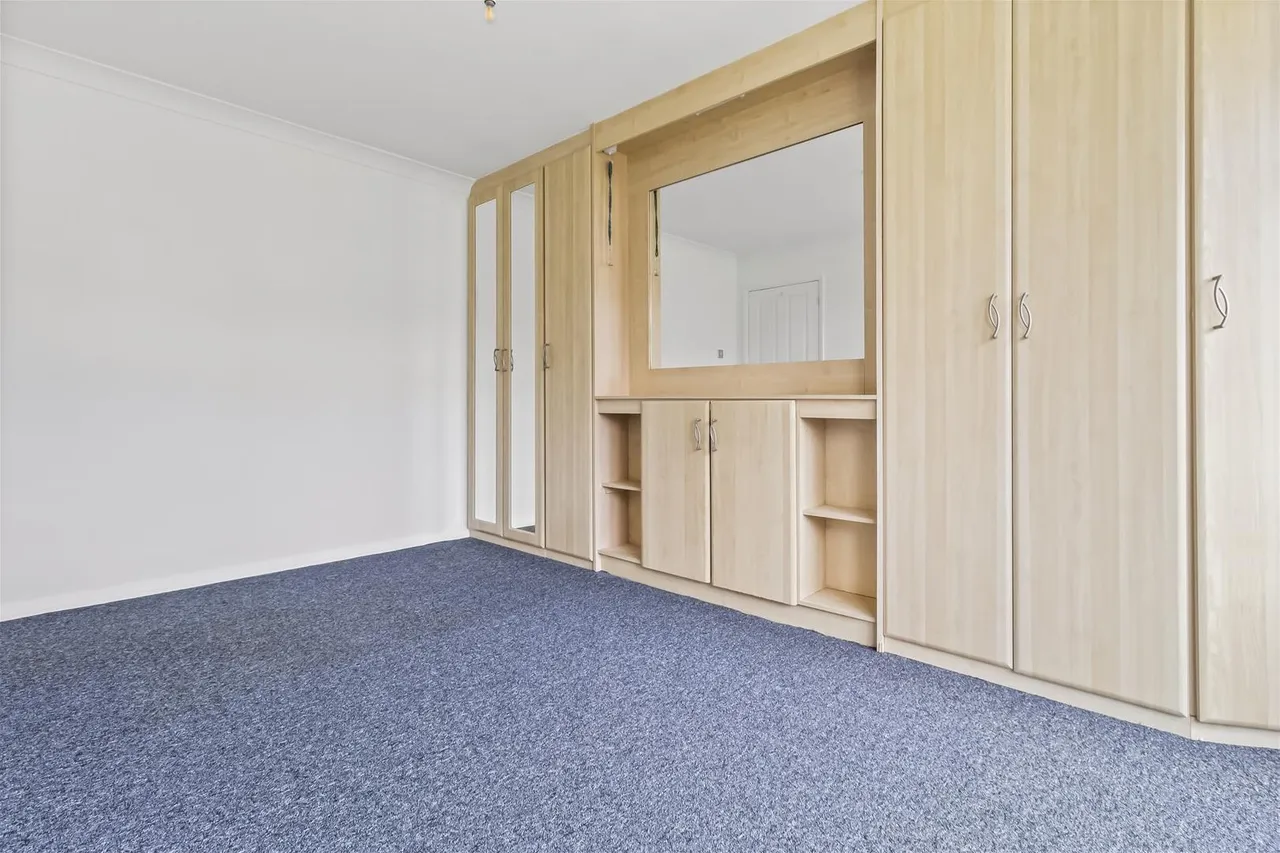 Hurley Road, Worthing, photo 5