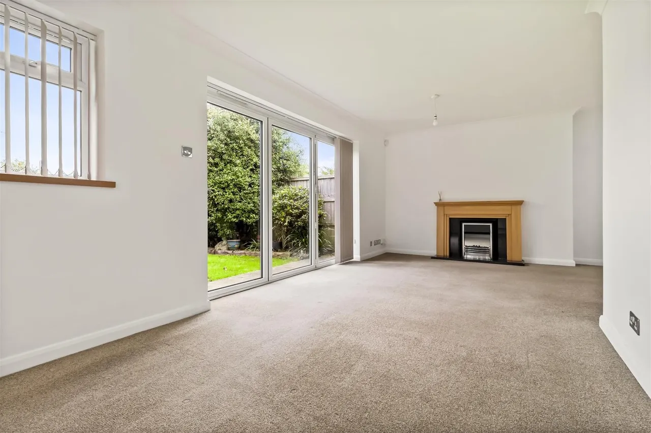 Hurley Road, Worthing, photo 10
