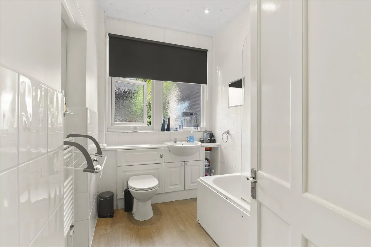 Victoria Road, Chingford, photo 14