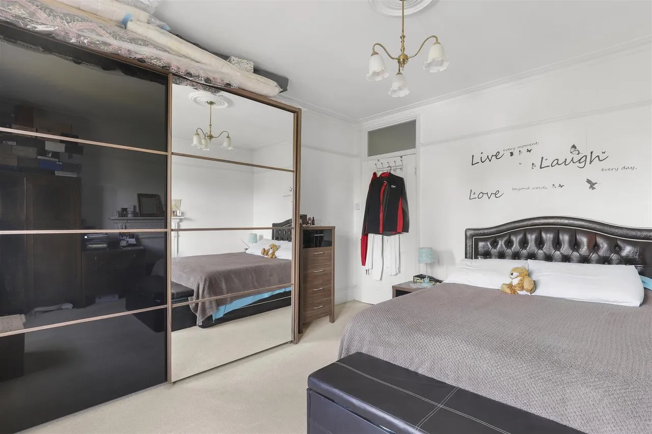 Victoria Road, Chingford, photo 8