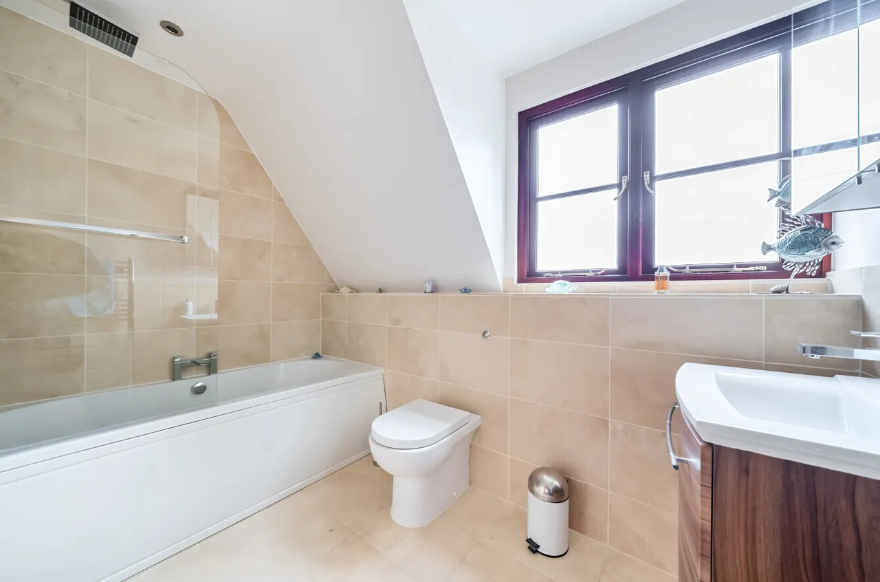 Thaxted Road, Great Sampford, CB10, photo 14
