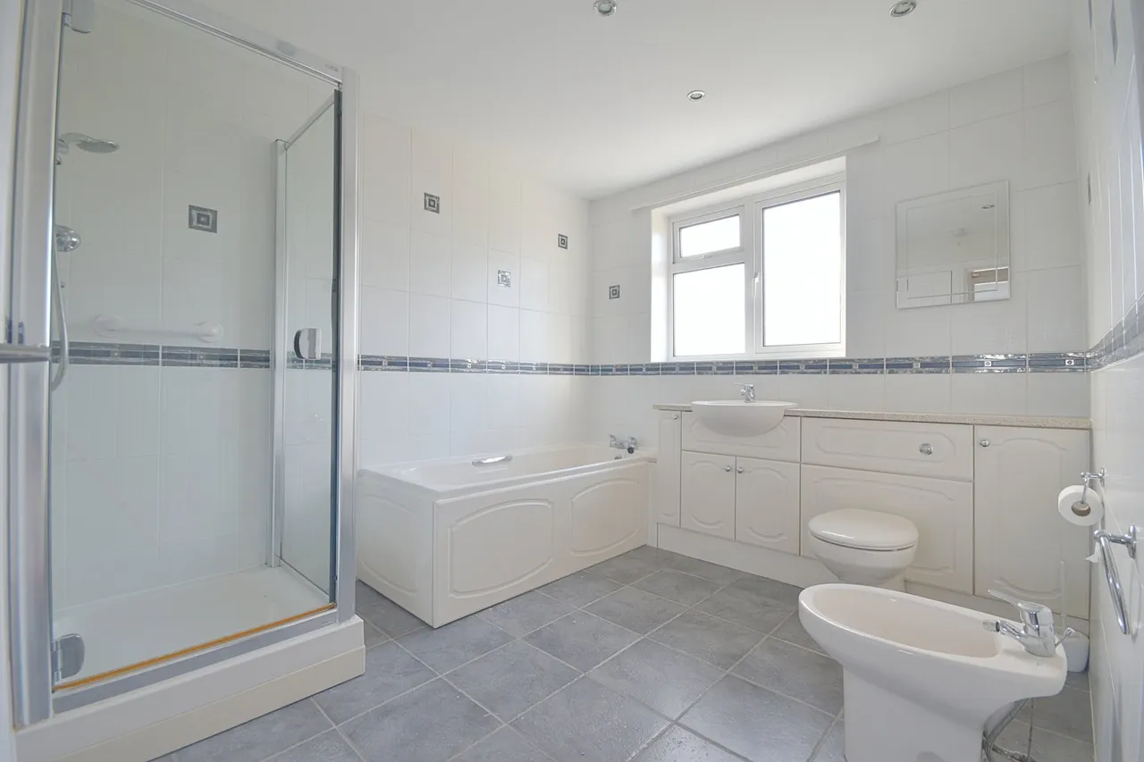 Tutbury Road, Burton-on-trent, DE13, photo 13