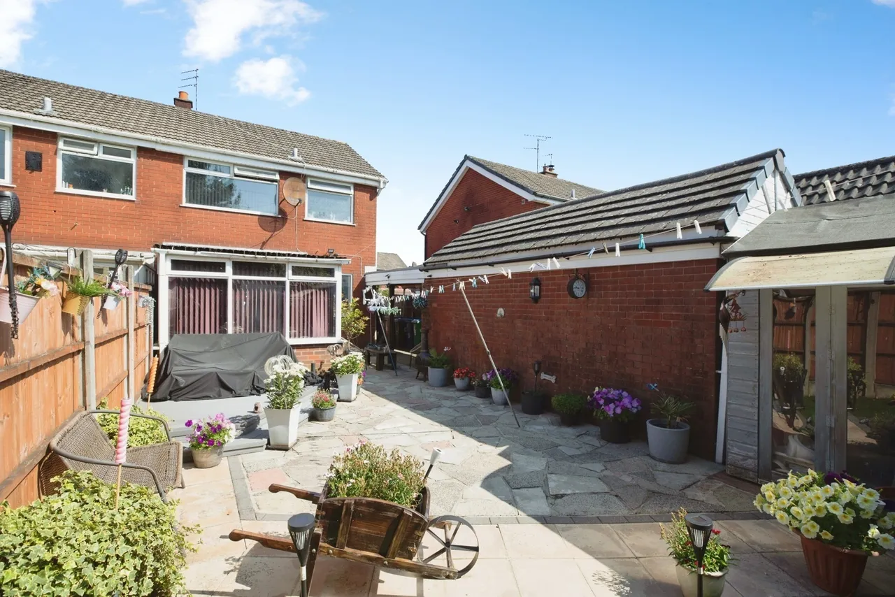 Boothroyden Close, Middleton, M24, photo 38