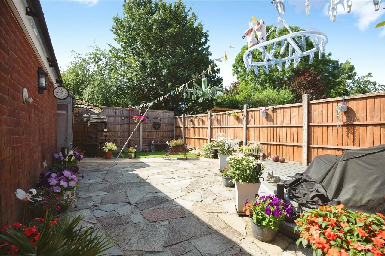 Boothroyden Close, Middleton, M24, photo 12